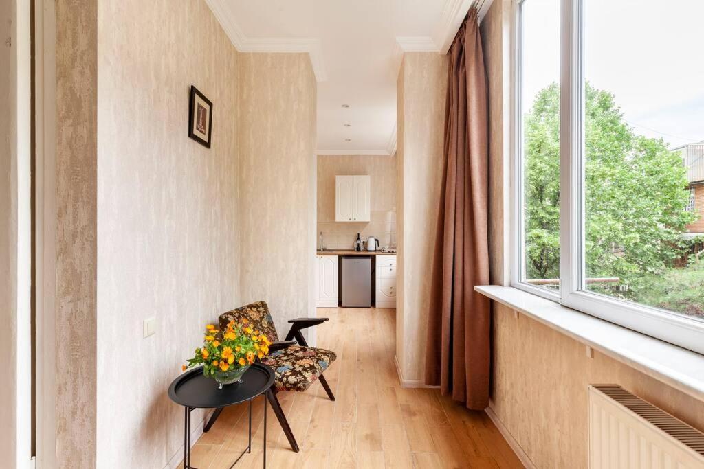 Cozy Apart W/Ac & Free Parking In The Town Center Apartment Tbilisi Exterior photo